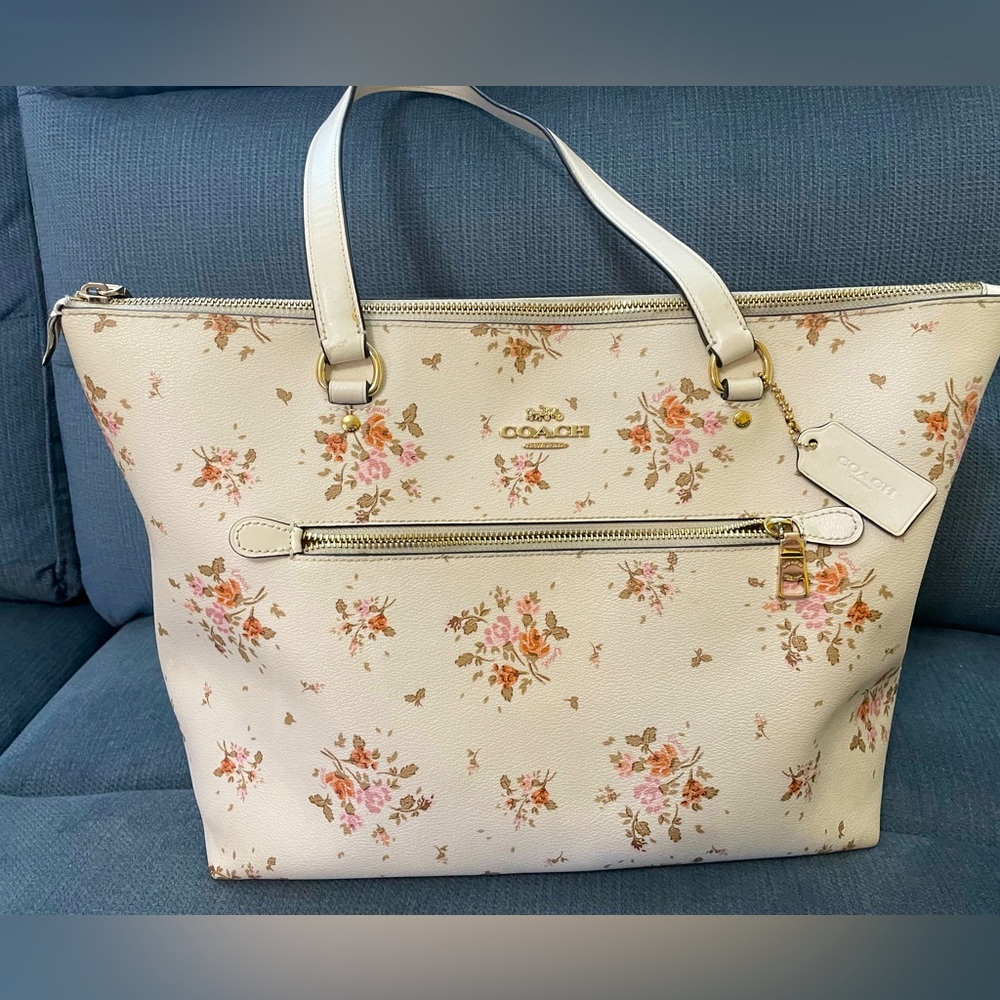 Coach Purse White/beige with pink flowers